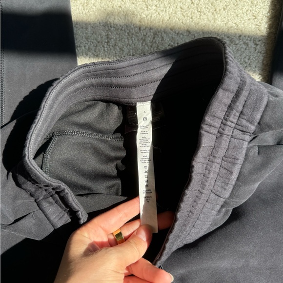 Lululemon - Softstreme Pant - Picture 9 of 9